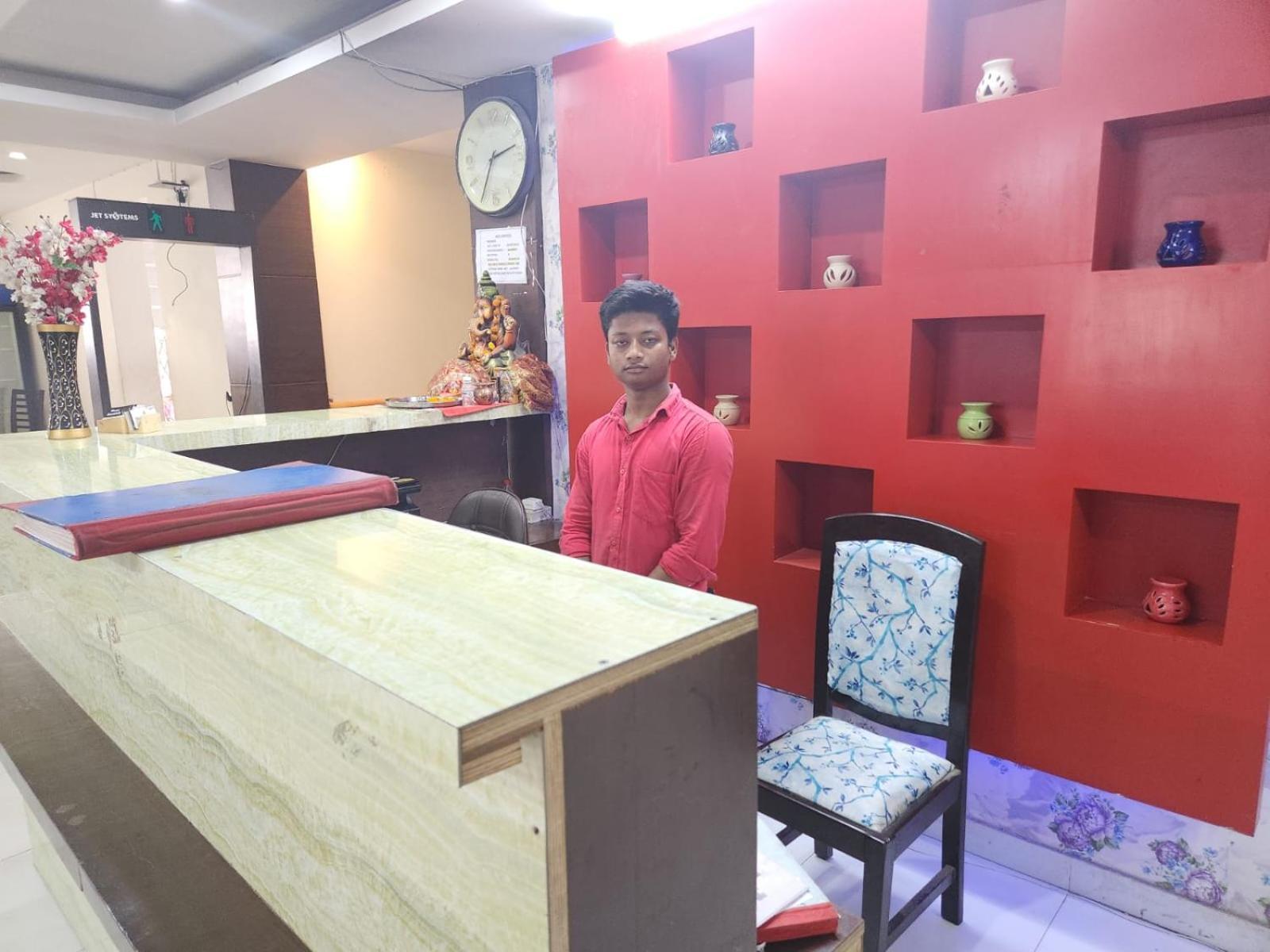Hotel Aerotech Near Delhi Airport Ню Делхи Екстериор снимка